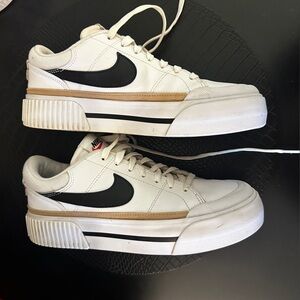 Nike Court Legacy Lift Low White Hemp